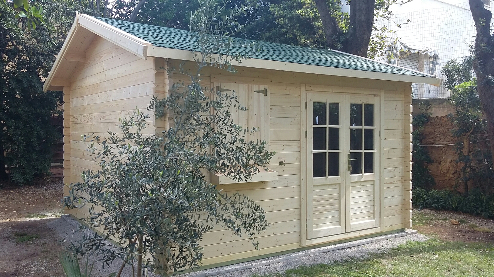 AD AMATRICE E NORCIA I CITTADINI SI RIPARANO NELLE CASETTE IN LEGNO casette in legno, casette da giardino, casette di legno su misura personalizzate