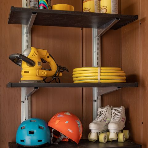 K255174_7290112637505_Shelving Kit 70 Steel-Black Lifestyle (2).jpg casetta giardino resina pvc keter