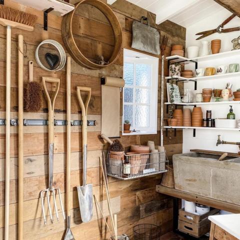 casette giardino legno ATTREZZI INTERNI web.jpg casetta attrezzi interni 3