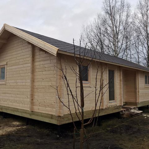 montebaldo 70.jpeg casetta legno montebaldo